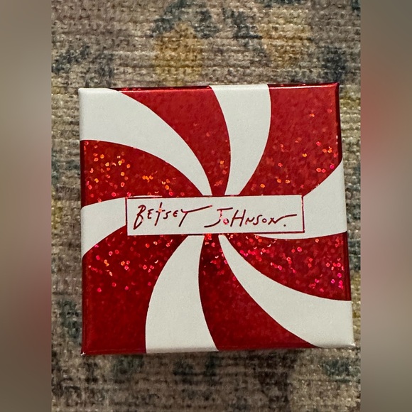 Betsey Johnson Cowboy Boot Pink Gold Tone Crystal Enamel Huggie Hoop Earrings - Picture 5 of 6